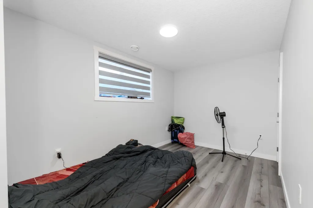 983 Corner Meadows Way NE Calgary AB T3N 1X8