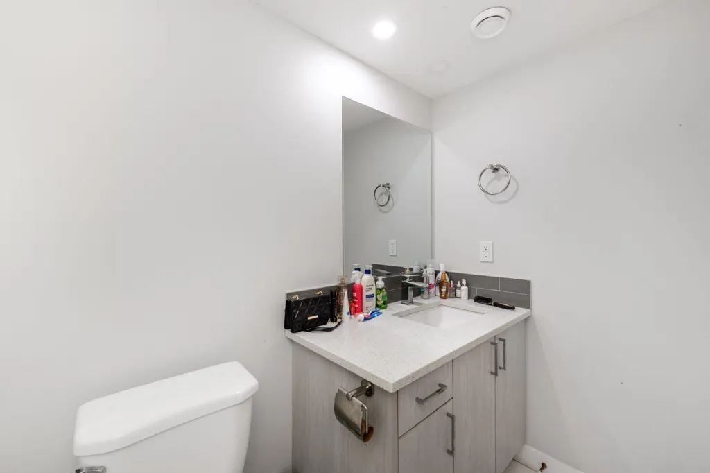 983 Corner Meadows Way NE Calgary AB T3N 1X8