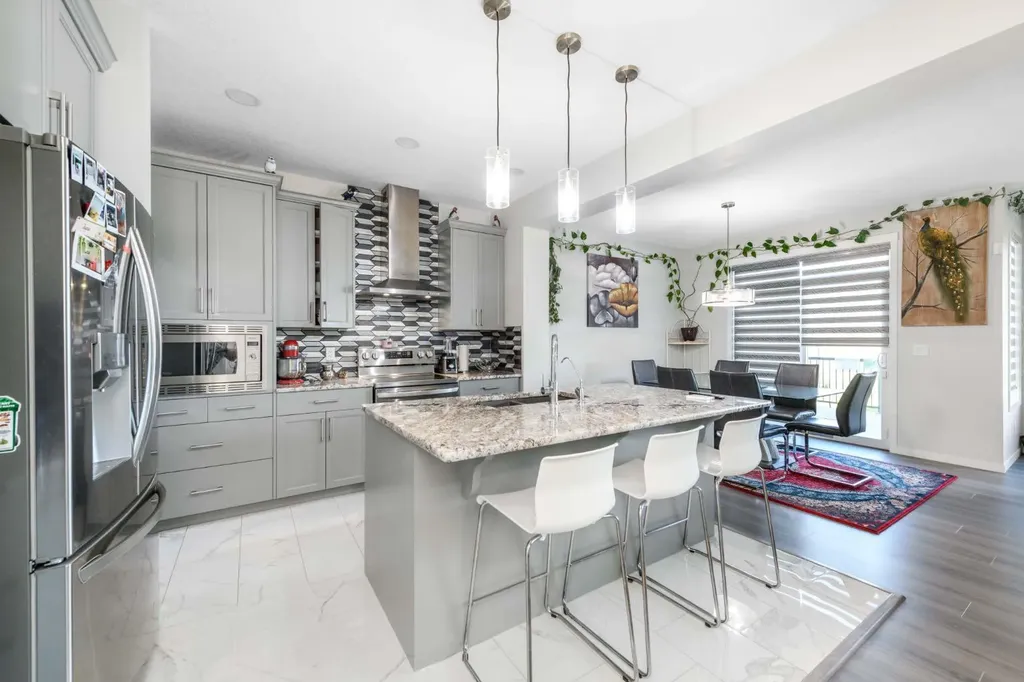 983 Corner Meadows Way NE Calgary AB T3N 1X8