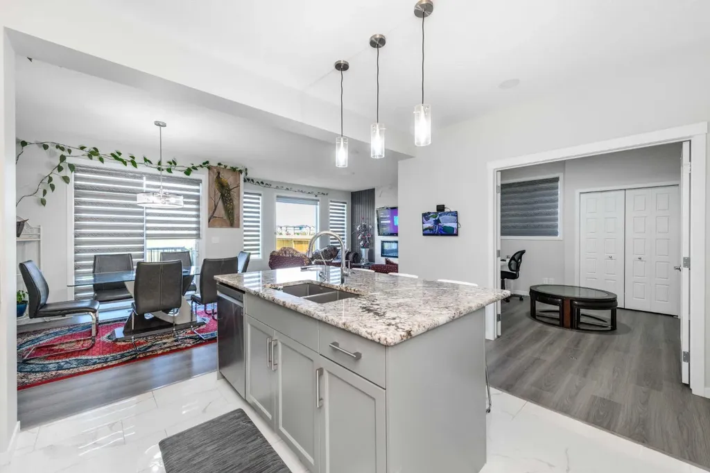 983 Corner Meadows Way NE Calgary AB T3N 1X8