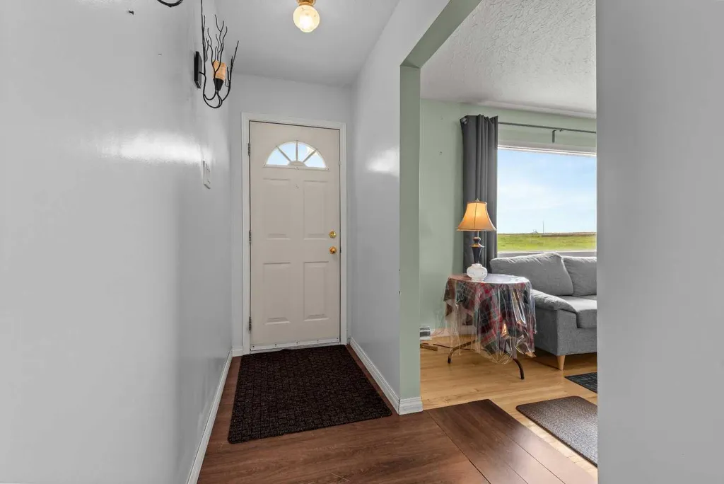 293012 Range Road 244 Rural Kneehill County AB T0M 0A0
