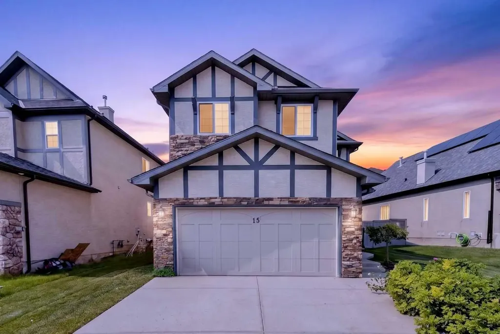 15 Sherwood Common NW Calgary AB T3R 1P6