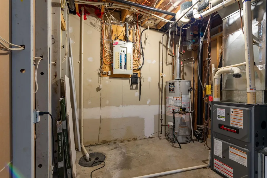 1501 49 Avenue Lloydminster SK S9V 2E7