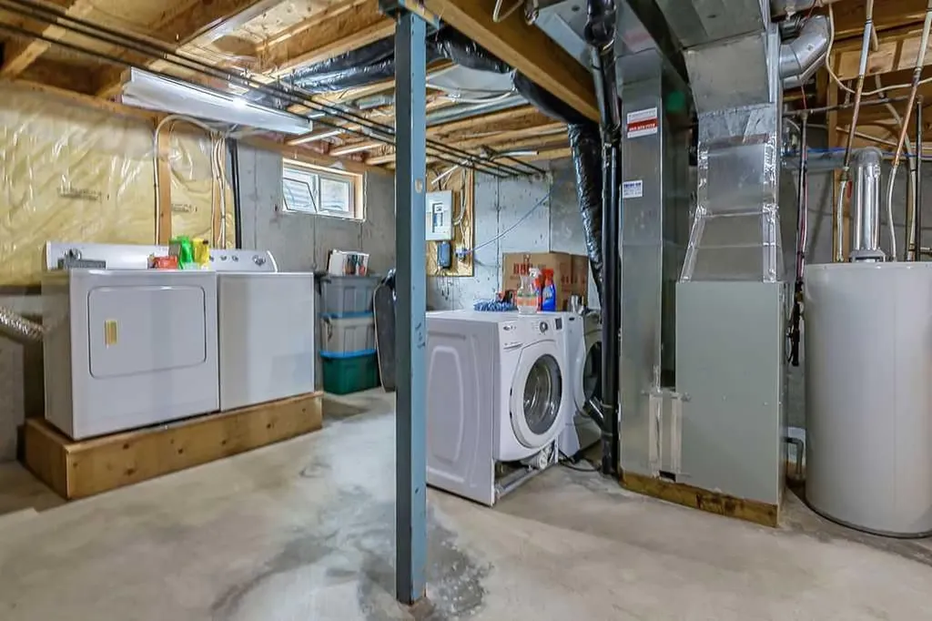 703 Eagleview Place NW High River AB T1V1Y6
