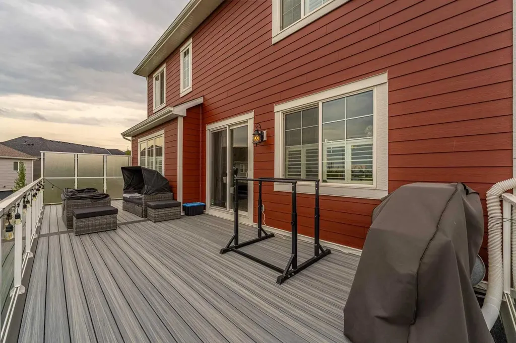46 Yorkstone Way SW Calgary AB T2X4K7