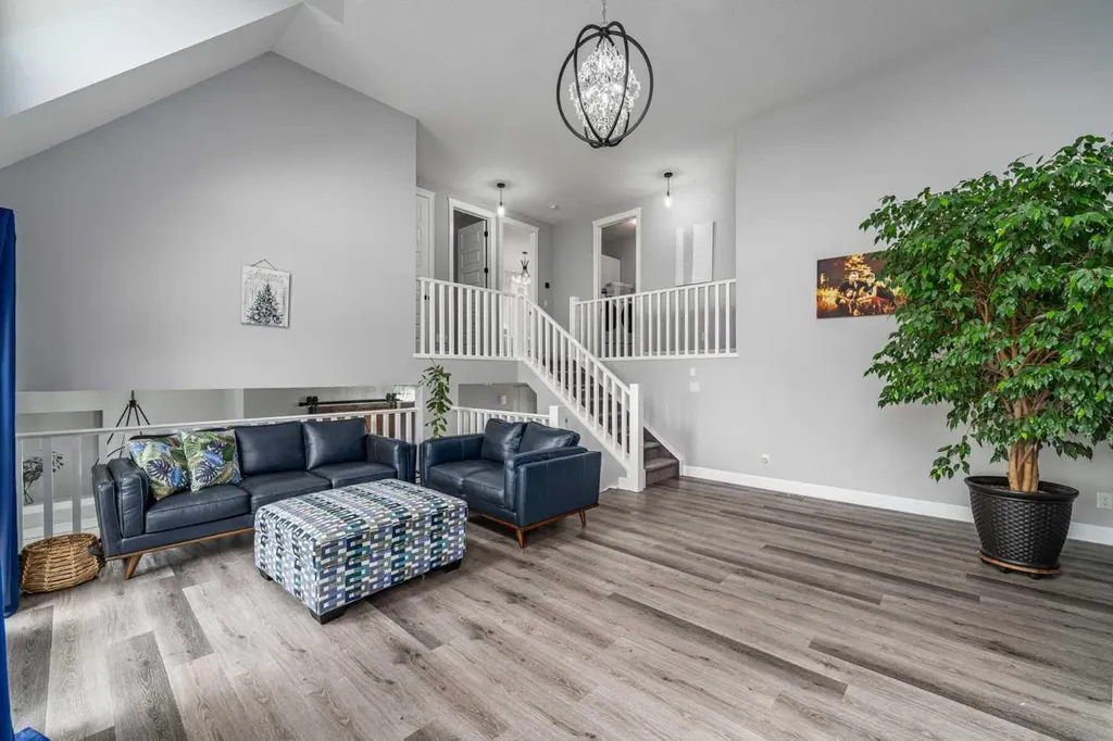 46 Yorkstone Way SW Calgary AB T2X4K7
