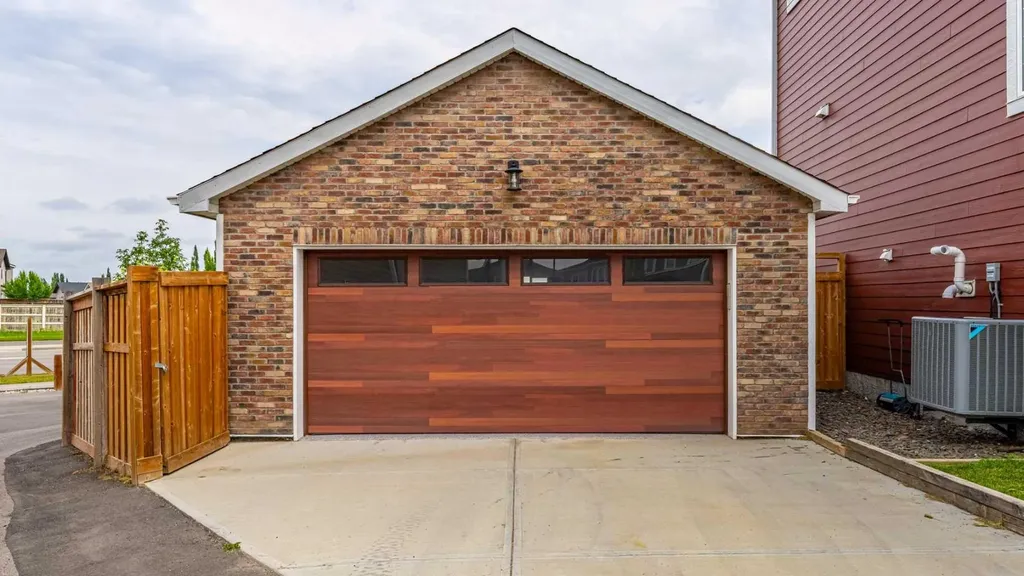 46 Yorkstone Way SW Calgary AB T2X4K7