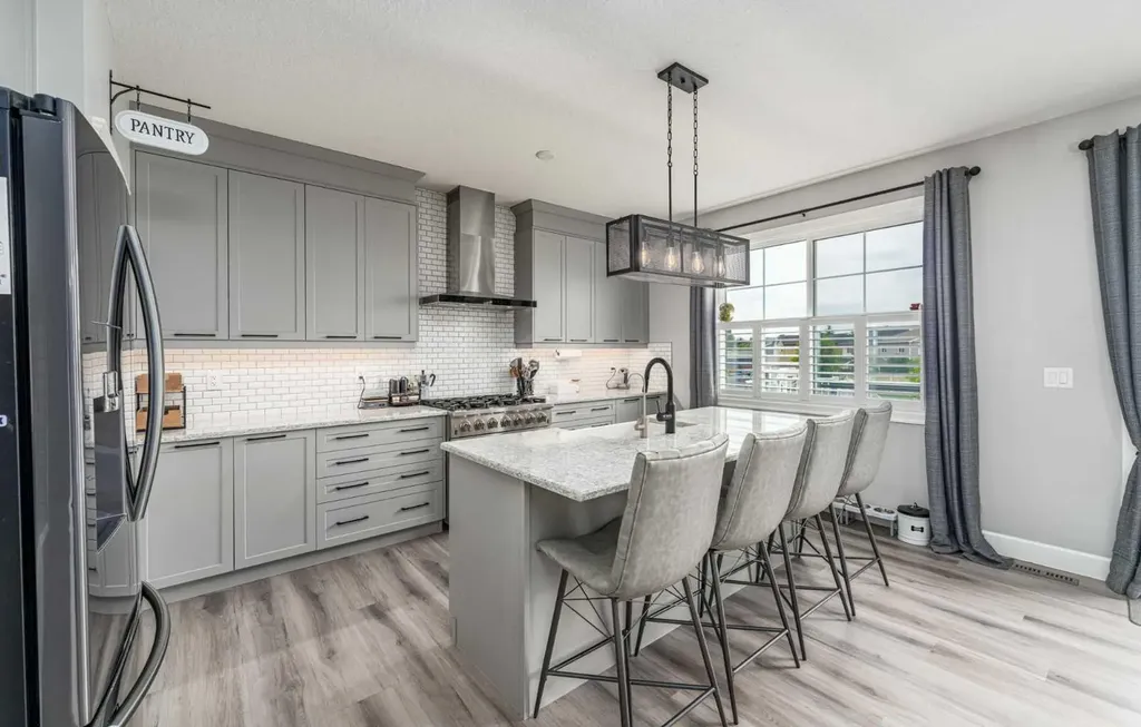46 Yorkstone Way SW Calgary AB T2X4K7