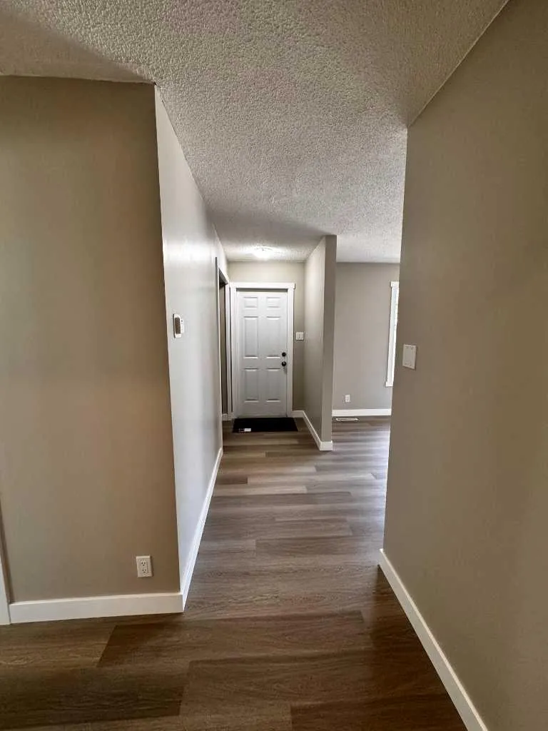 3429 19 Avenue SE Calgary AB t2b 0a6