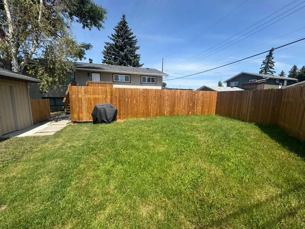 3429 19 Avenue SE Calgary AB t2b 0a6