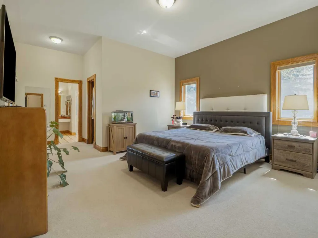 90013 212 Rural Lethbridge County AB T1J 5N9