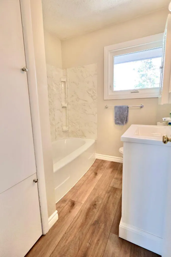 422 3 Avenue E Oyen AB T0J2J0