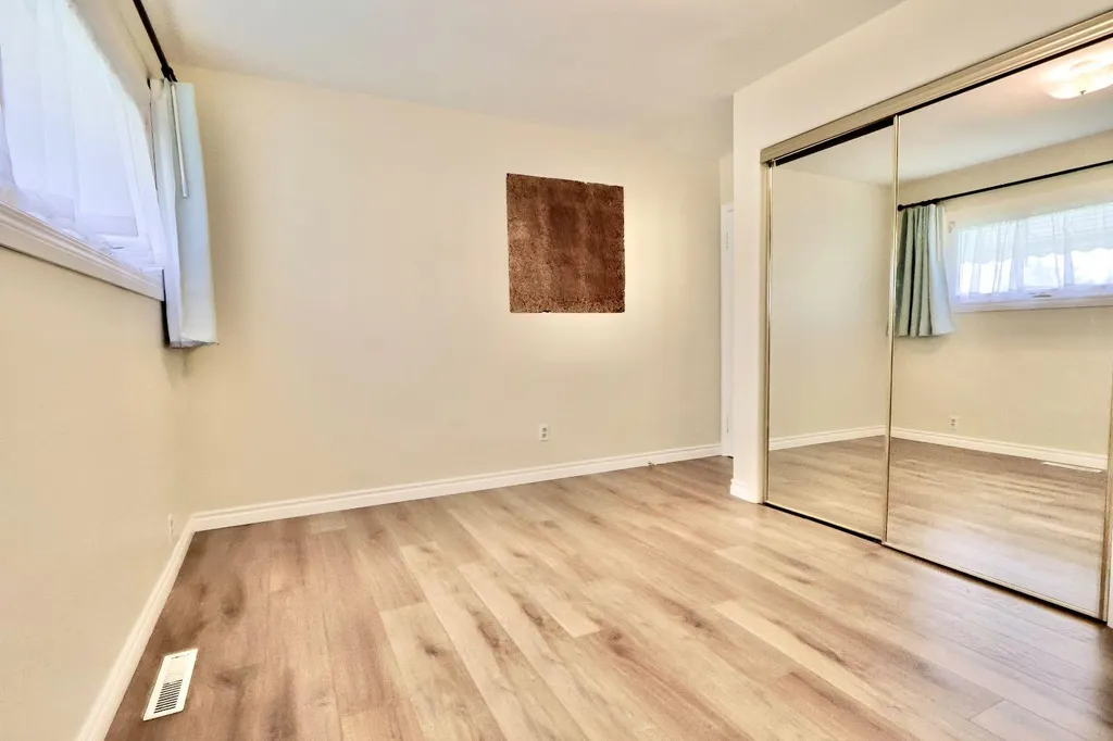 422 3 Avenue E Oyen AB T0J2J0