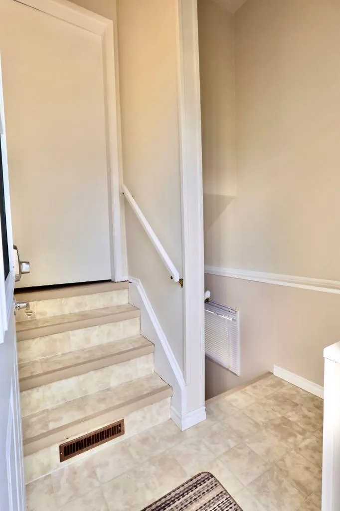 422 3 Avenue E Oyen AB T0J2J0