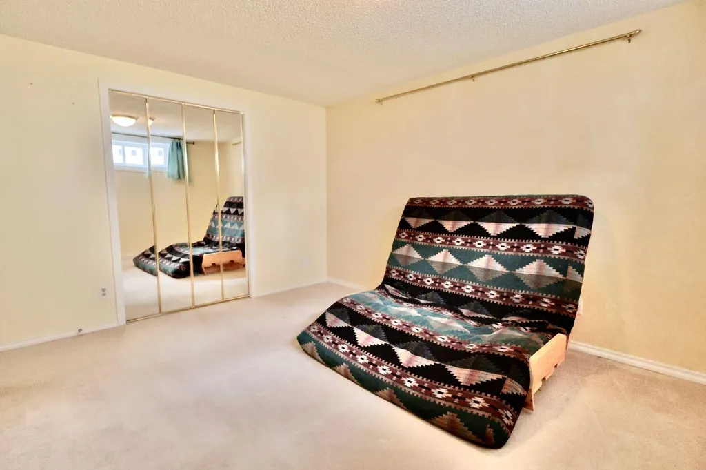 422 3 Avenue E Oyen AB T0J2J0