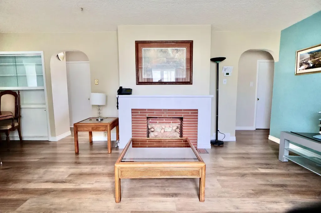 422 3 Avenue E Oyen AB T0J2J0