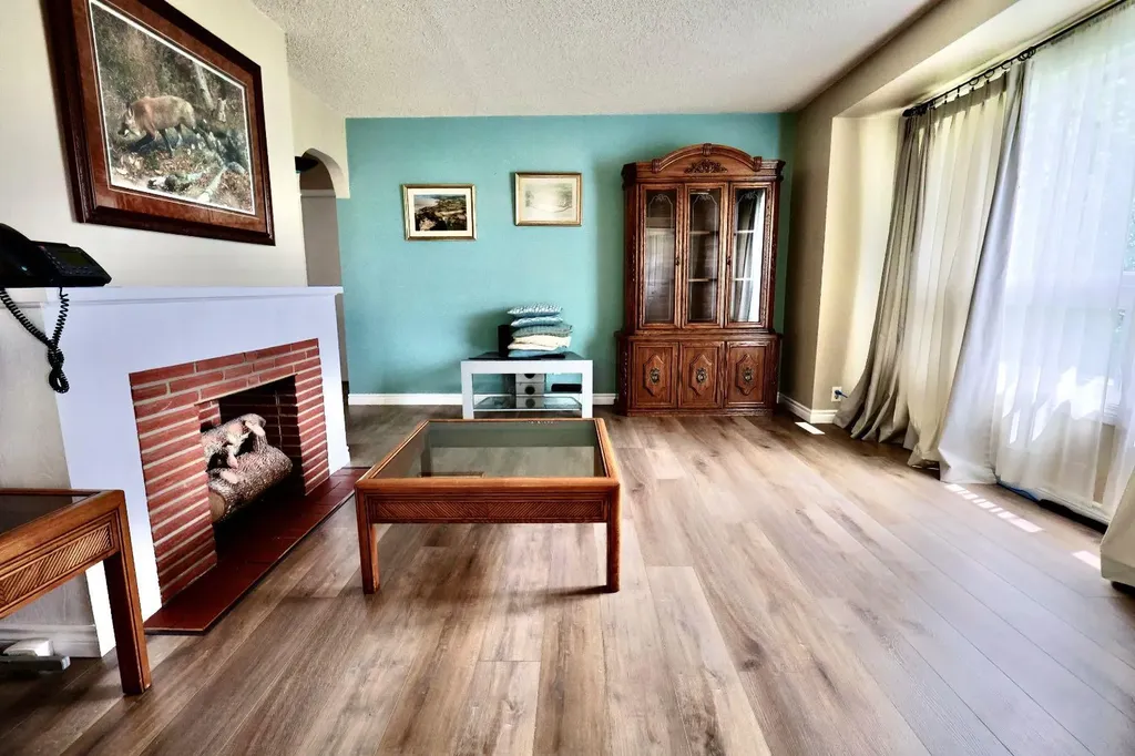 422 3 Avenue E Oyen AB T0J2J0
