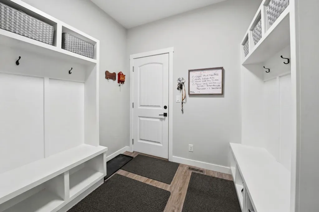 101 Longmire Close Red Deer AB T4R 0T1