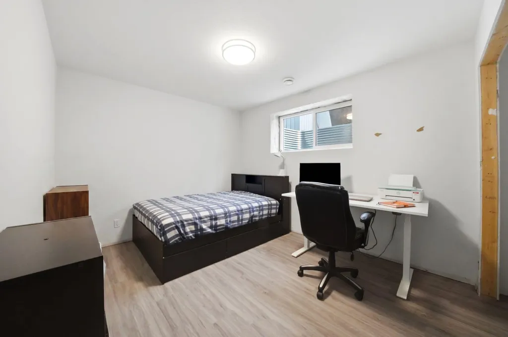 101 Longmire Close Red Deer AB T4R 0T1