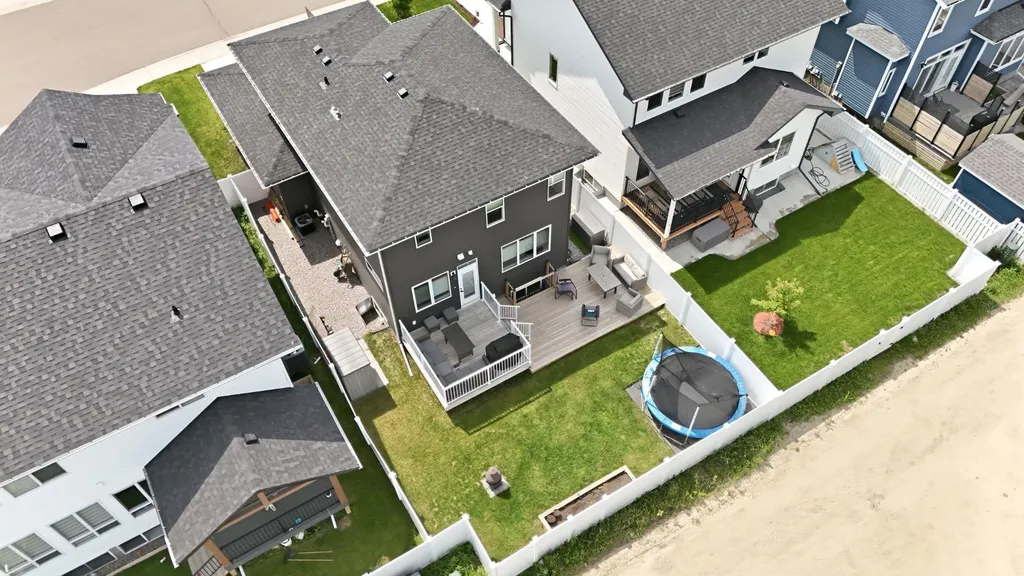 101 Longmire Close Red Deer AB T4R 0T1