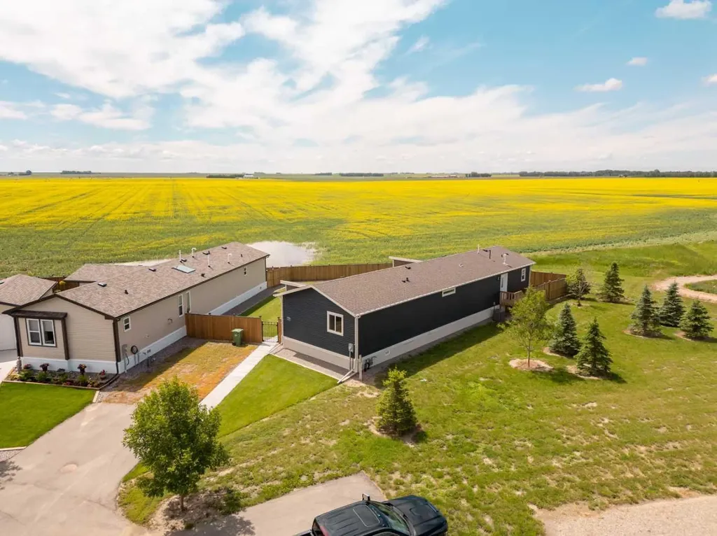 Coaldale AB, 2037 Sunflower Crescent