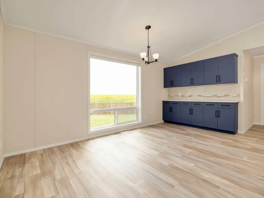 2037 Sunflower Crescent Coaldale AB T1M 0G4