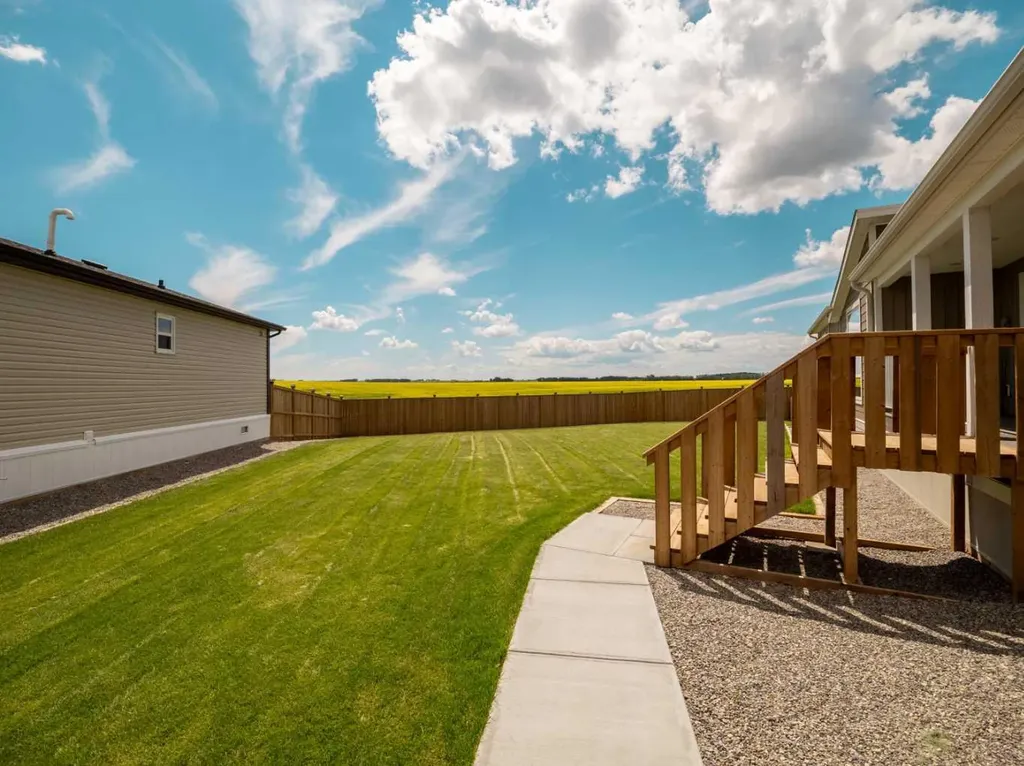 2037 Sunflower Crescent Coaldale AB T1M 0G4