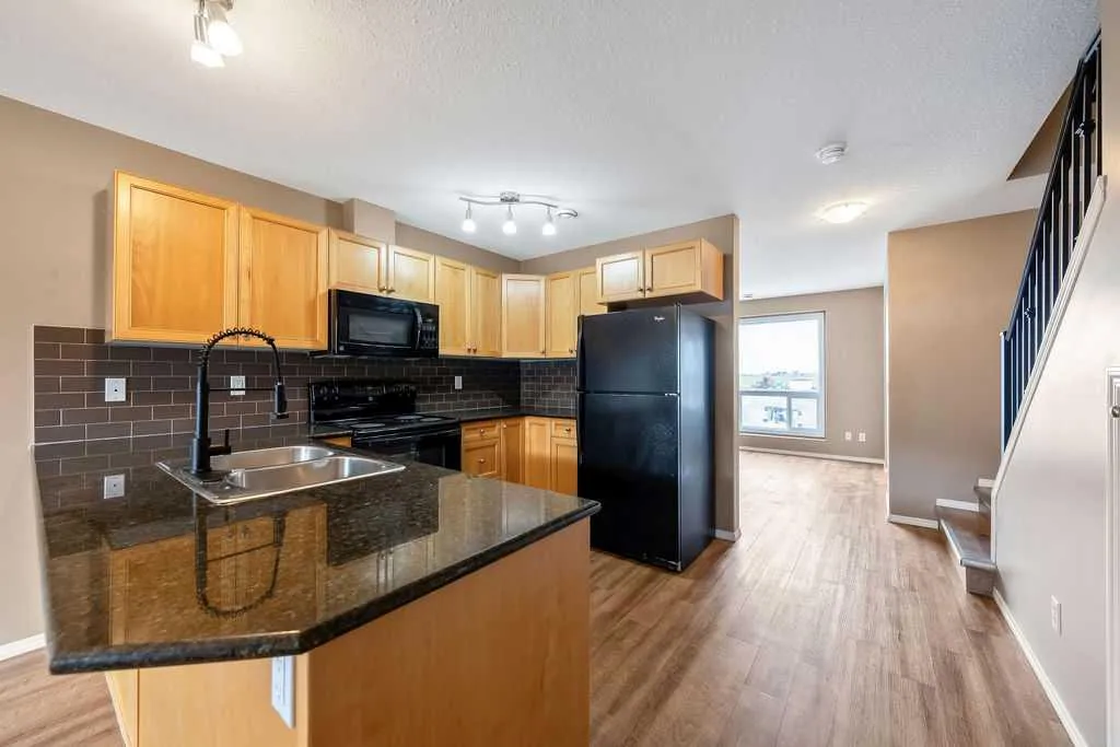 108 Sunrise Terrace NE High River AB T1V 0C2