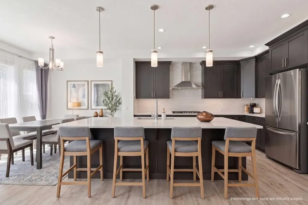 17 Crestbrook Hill SW Calgary AB T3B0C4