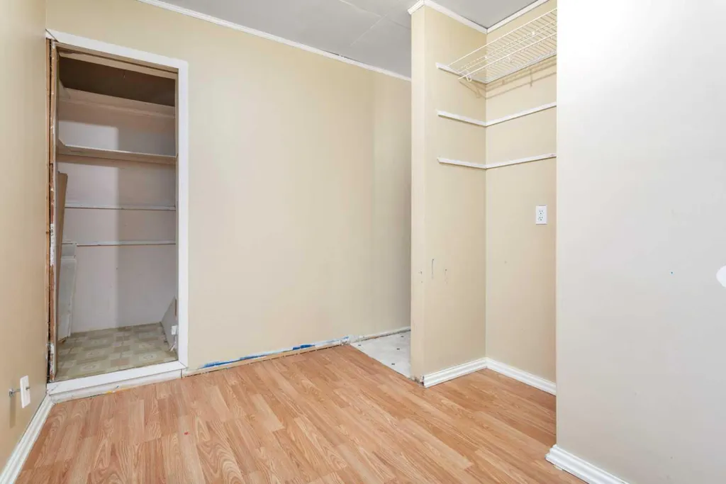 4715 48 Street Rocky Mountain House AB T4T 1C3