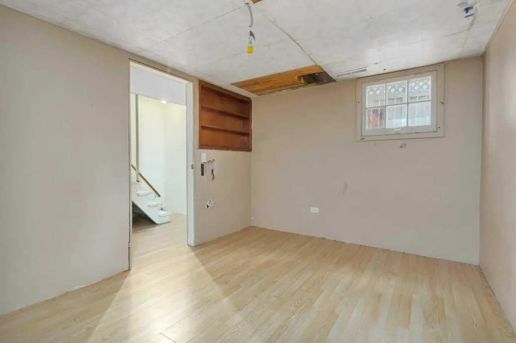 4715 48 Street Rocky Mountain House AB T4T 1C3