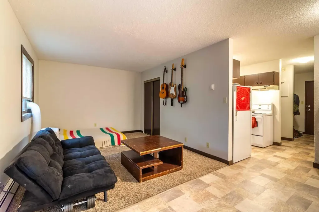 3440 23rd Avenue South Lethbridge AB T1K 4K4