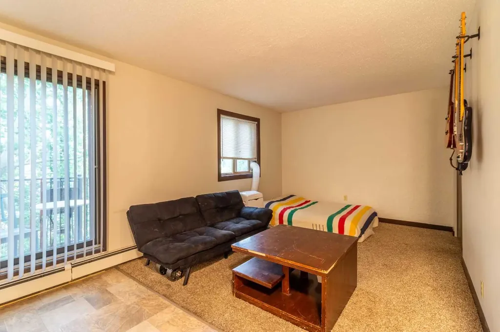 3440 23rd Avenue South Lethbridge AB T1K 4K4
