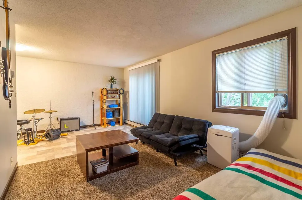 3440 23rd Avenue South Lethbridge AB T1K 4K4