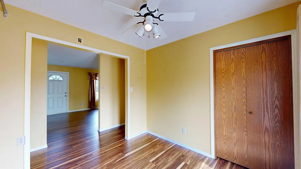 4111 61 Street Stettler AB T4K1H1