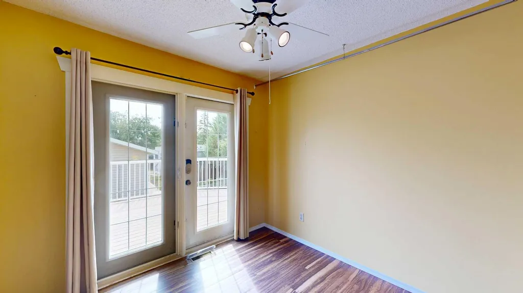 4111 61 Street Stettler AB T4K1H1