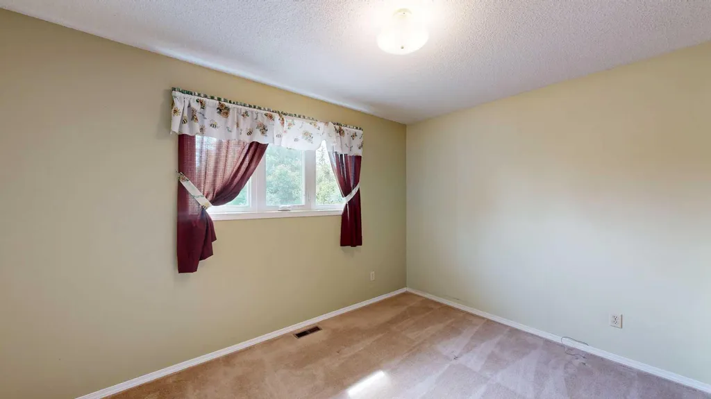 4111 61 Street Stettler AB T4K1H1