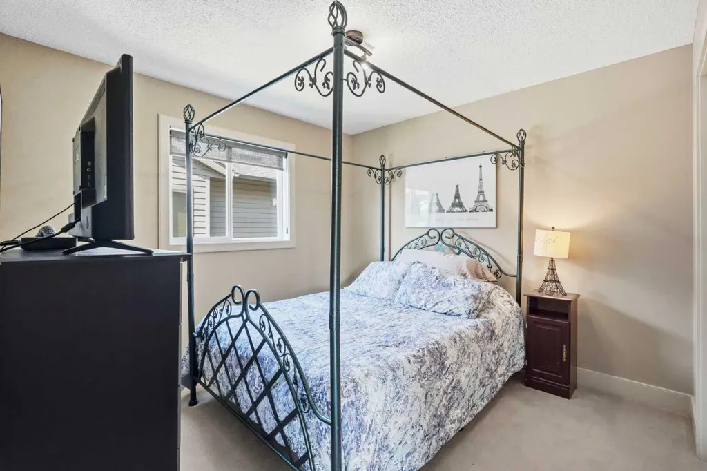 260 Willow Ridge Manor SW Diamond Valley AB T0L 0H0