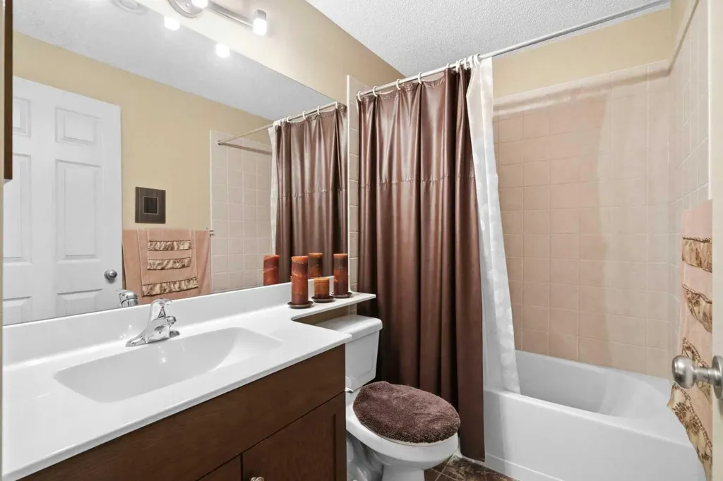 260 Willow Ridge Manor SW Diamond Valley AB T0L 0H0