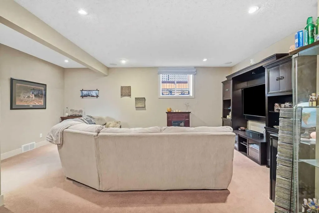260 Willow Ridge Manor SW Diamond Valley AB T0L 0H0