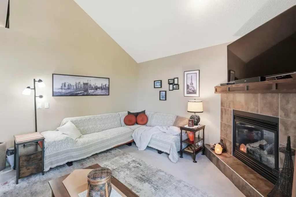 260 Willow Ridge Manor SW Diamond Valley AB T0L 0H0