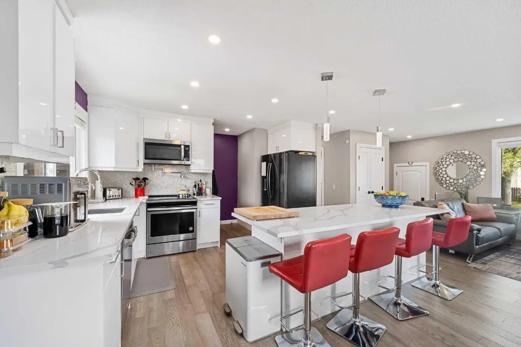 80 Allandale Close SE Calgary AB T2H 1V9