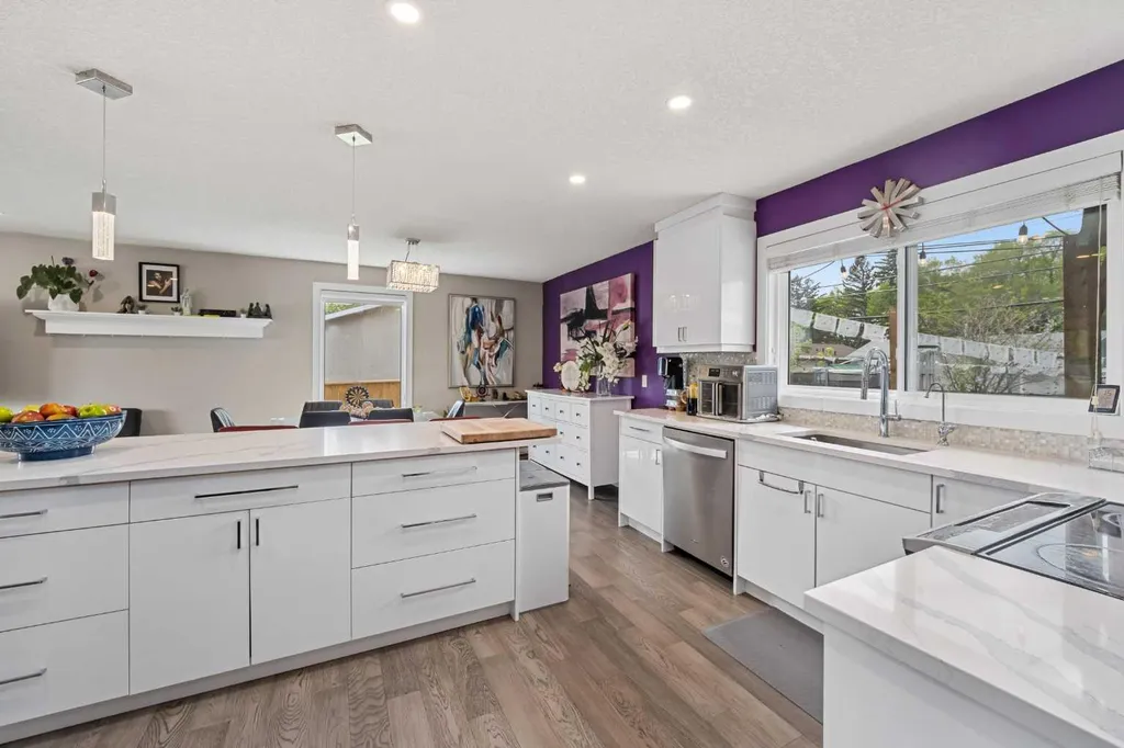 80 Allandale Close SE Calgary AB T2H 1V9