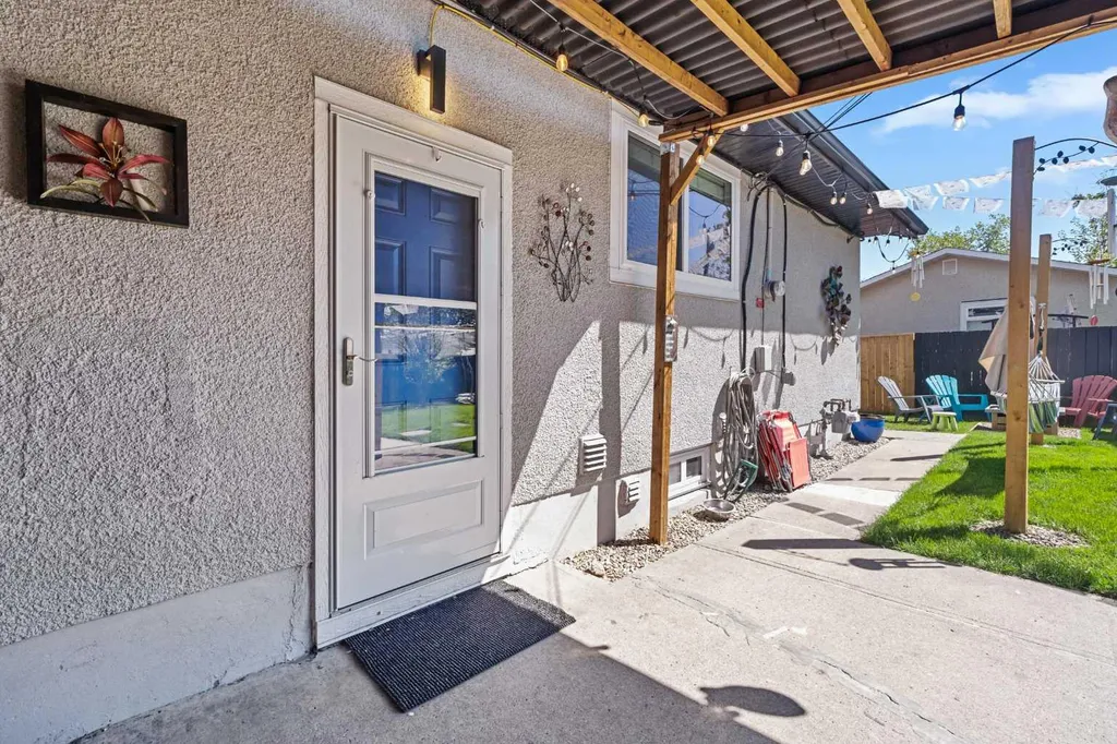 80 Allandale Close SE Calgary AB T2H 1V9