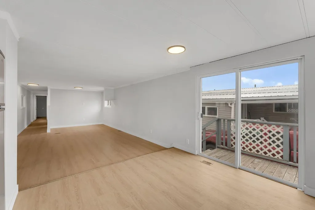3223 83 Street NW Calgary AB T2B 5P2