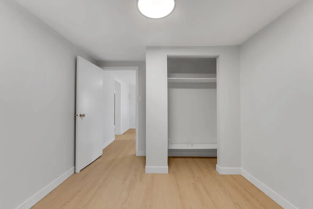 3223 83 Street NW Calgary AB T2B 5P2