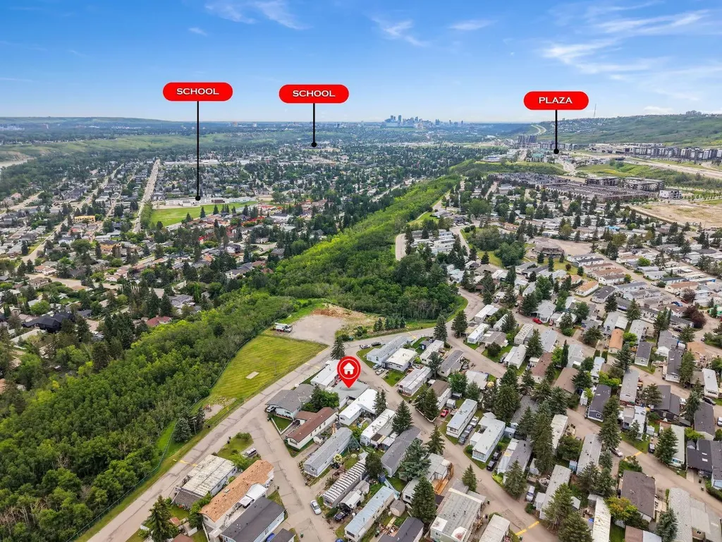3223 83 Street NW Calgary AB T2B 5P2