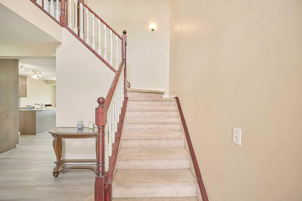 117 Douglas Ridge Circle SE Calgary AB T2Z 3C2