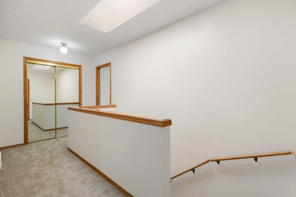 117 Douglasbank Way SE Calgary AB T2Z 1W4