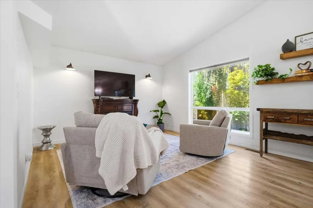 41 Pinnacle Road Grande Prairie AB T8W0A9